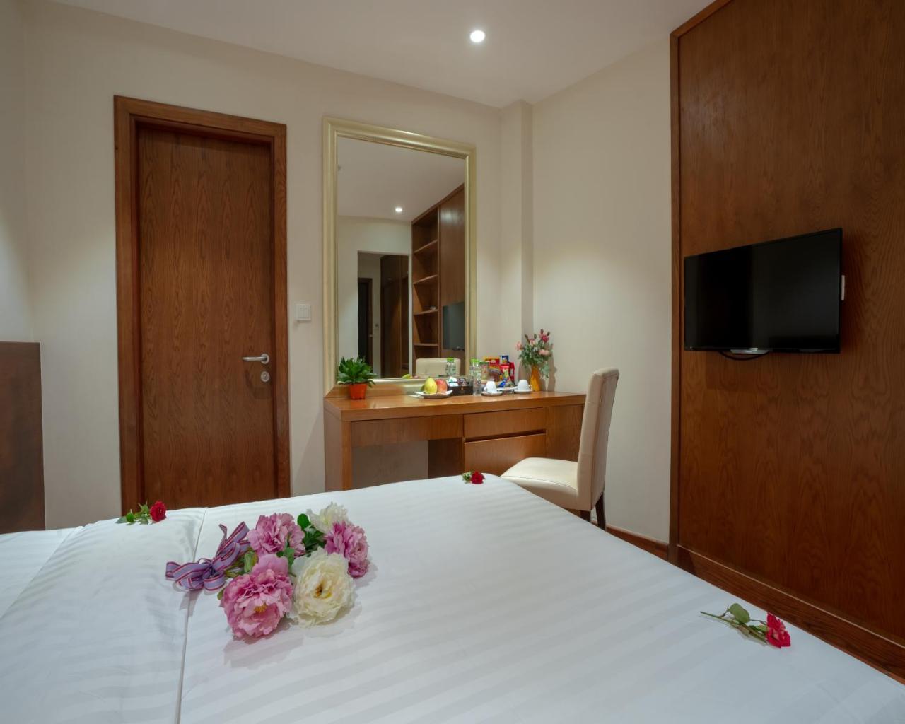 Hovi Universal - My Hotel Ханой Экстерьер фото